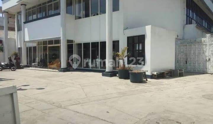 Dijual bangunan 2lt di Radio Dalam Kebayoran Baru Jakarta Selatan