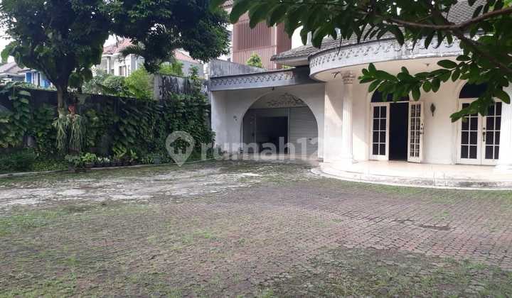 Dijual rumah tua (Komersial K2) di Ampera Raya Jakarta Selatan