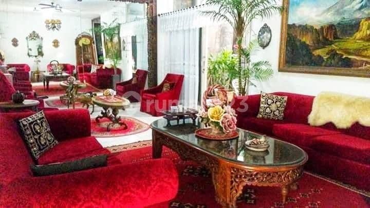 Dijual Rumah di Simprug Garden Jakarta Selatan
