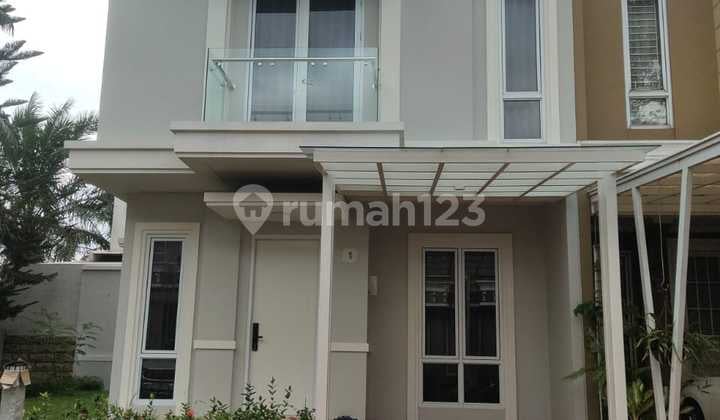 Ready-to-Occupy House for Sale in New Karellia Gading Serpong Tangerang