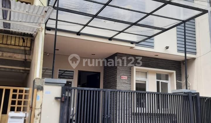 3-Story House in Taman Ratu 7x18