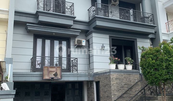 Jual Cepat Murah Townhose di Jl Hj Danyong Cilandak Timur Pasar Minggu Jakarta Selatan