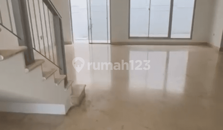 Sewa Rumah Golf Island 8x20 Cluster Violin