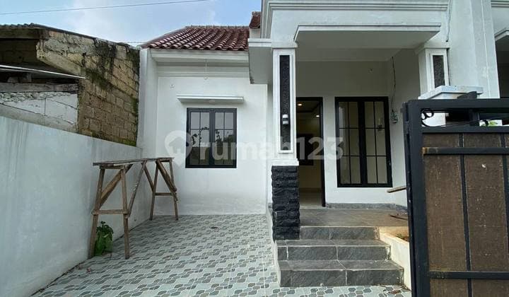 Rumah Siap Huni Dekat Stasiun Depok Tanpa Dp