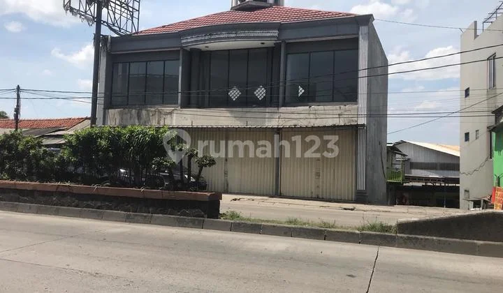 C075 - For Sale/Rent Large 3-Storey Shophouse in Cibarusah Bekasi C075 - For Sale/Rent Large 3-Storey Shophouse in Cibarusah Bekasi