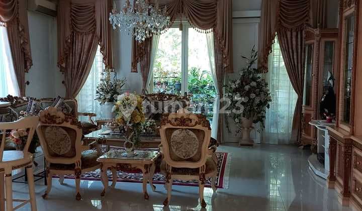 J045- Rumah Hadap Lapangan Golf, Sentul City Bogor Lb/Lt 250/1098