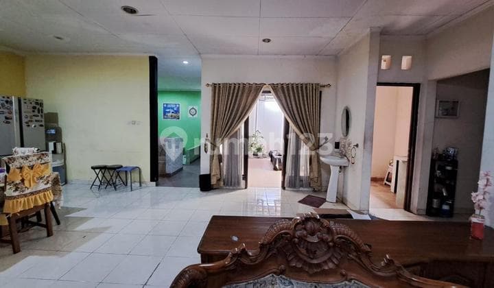 Cool House in Cluster 250M2 Facing Garden Near Mall Grand Wisata