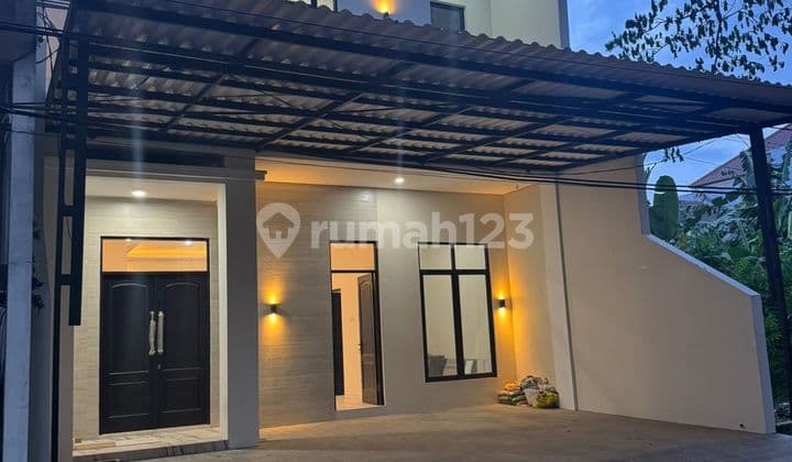 Rumah Baru Modern Minimalis di Araya-Nyaman, Strategis, Siap Huni