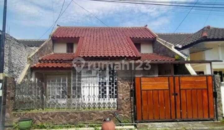 Rumah SHM luas 145m2 Siap Huni area jl Teluk Grajakan Blimbing