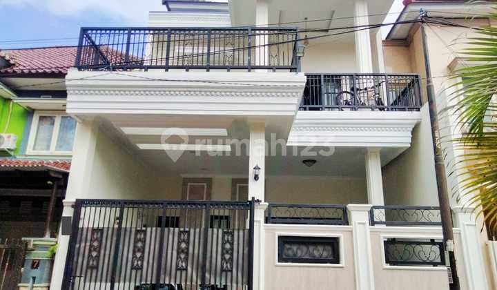 Dijual Rumah 2 Lantai Strategis Dekat Kampus Ub Jl Kalpataru
