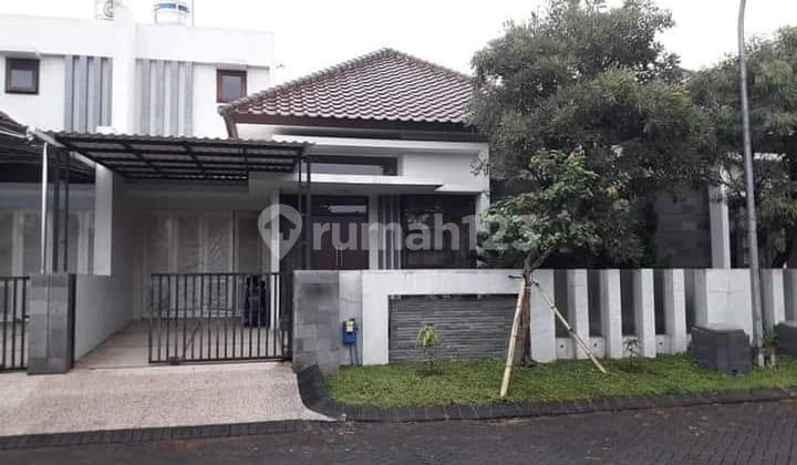 Dijual Rumah Graha Kencana Blimbing Luas 231m²