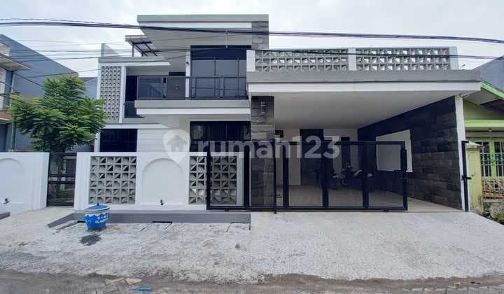 Rumah 2 lantai Luas 182m2 Plus Furnish Siap Huni Area Sawojajar