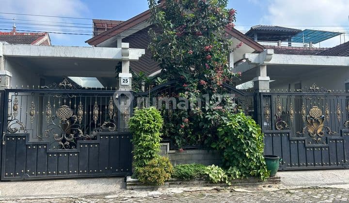 Dijual rumah luas 250m2 area sengkaling malang