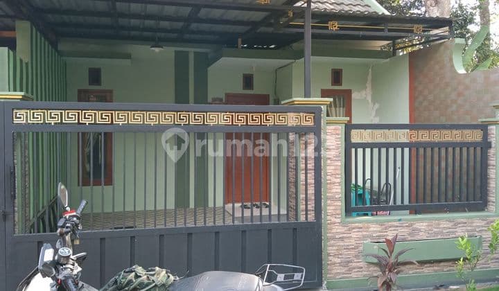 Rumah 1,5 lantai siap huni area cemorokandang kedungkandang