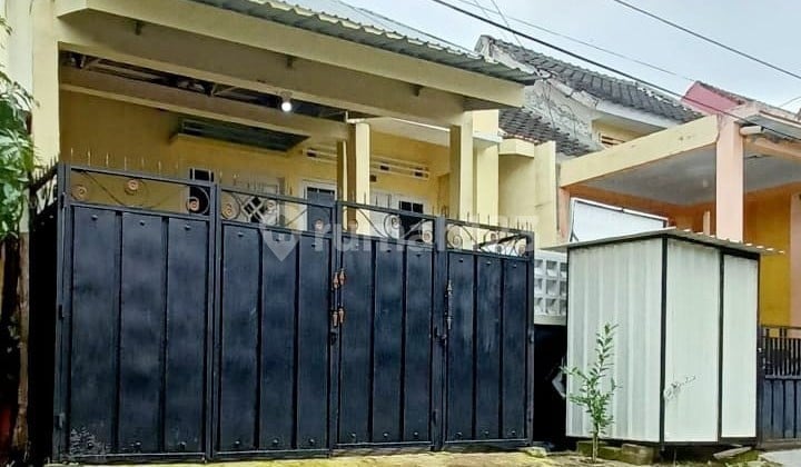 For Sale: A Comfortable and Lush Move-In Ready Home in Oma Kampus Sengkaling.