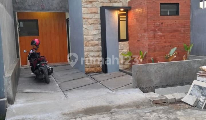 Rumah Siap Huni Dekat Kampus UMM & UB area Kepuharjo Malang