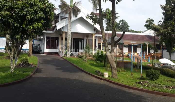 2-story house on 1480m2 land located on Jl. Imam Bonjol, Batu