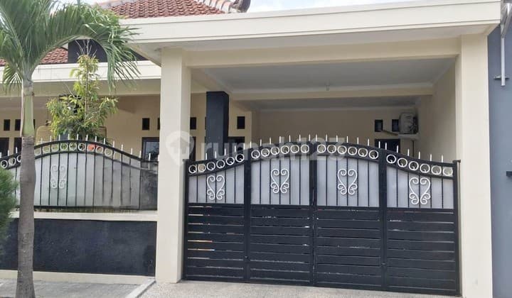 Rumah Hook Tanah Luas 194m2 Jl Kapisraba Sawojajar