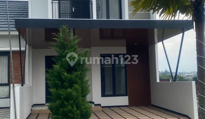 Rumah 2 Lantai Modern Minimalis Siap Huni Area Tasikmadu Malang
