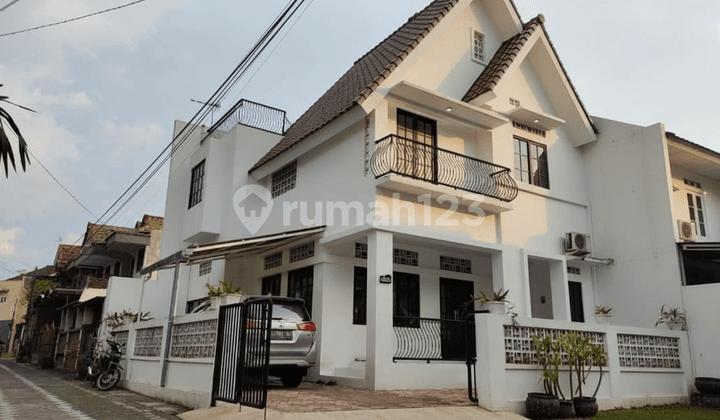 Rumah Hook 2 Lantai Siap Huni Area Sawojajar Malang