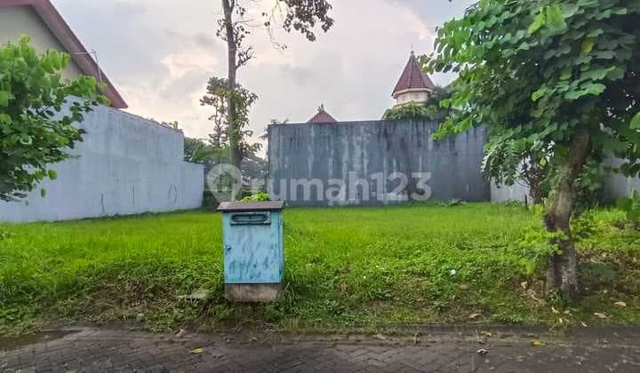 Kavling luas 300m2 siap bangun di kawasan elit araya Blimbing