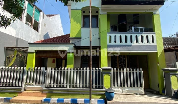 Dijual Rumah 2 lantai bagus siap huni area sulfat blimbing