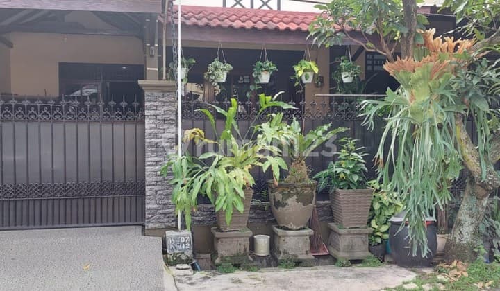 Rumah semi furnish siap huni dekat UB polinema area griya shanta