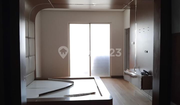 Rumah di Puri Mansion,Jakbar,Uk 9x15m,2 lantai,Shm,Semi furnish,Harga:3.7 M nego