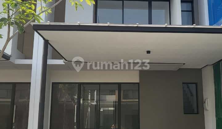 For Sale House in Cluster Baltimore Pik2, Size 6x10m2, Price: 2M Negotiable