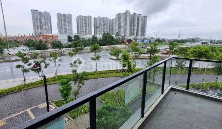 Disewakan Rukan Mega Kuningan Pik2, Uk.4,5X20m2, Posisi Hoek,Harga : 300 Juta/Tahun