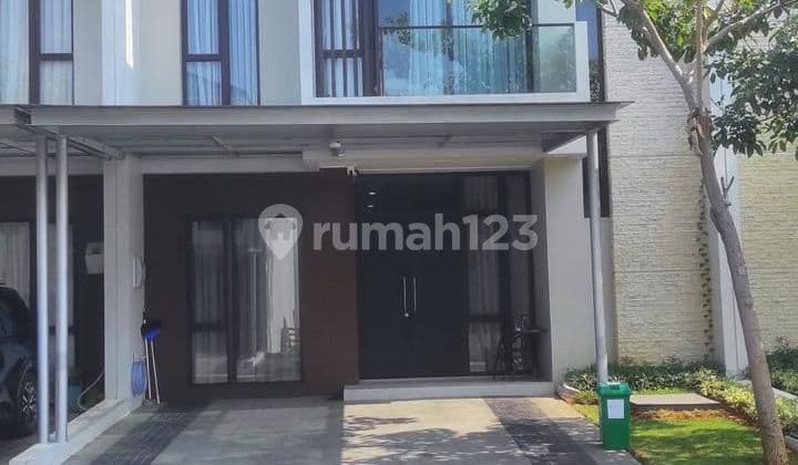 For Sale: House in Summerwood Cluster, Kelapa Gading, Land Size 8x15, Price: 5.7 Billion