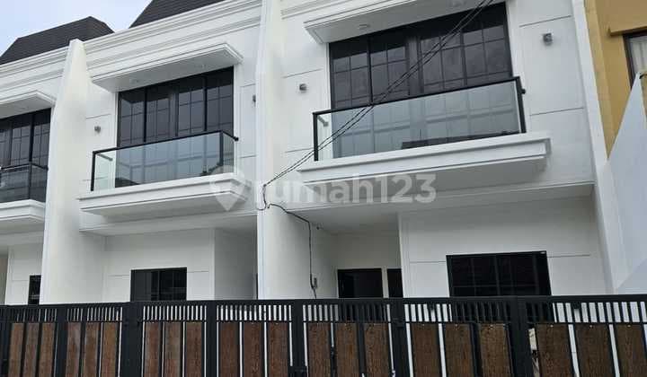 Rumah di Kav DKI Meruya,Jakbar,Ukuran 5x20 m2, Hadap Utara,Harga:2.1 M