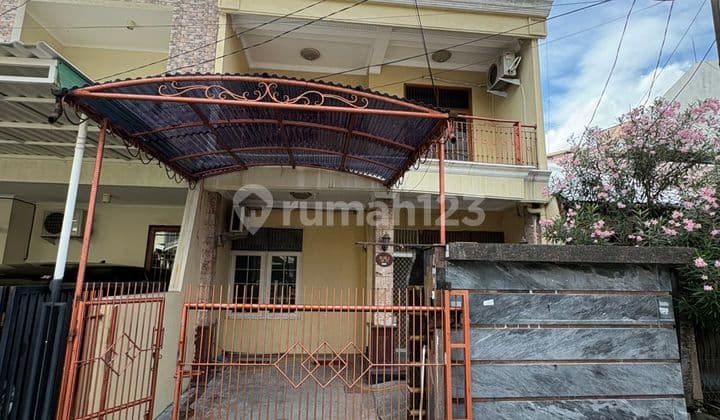 For Quick Sale: New Kembangan House, Size 6x16m², Semi-Furnished, Price: 1.8 Billion Negotiable
