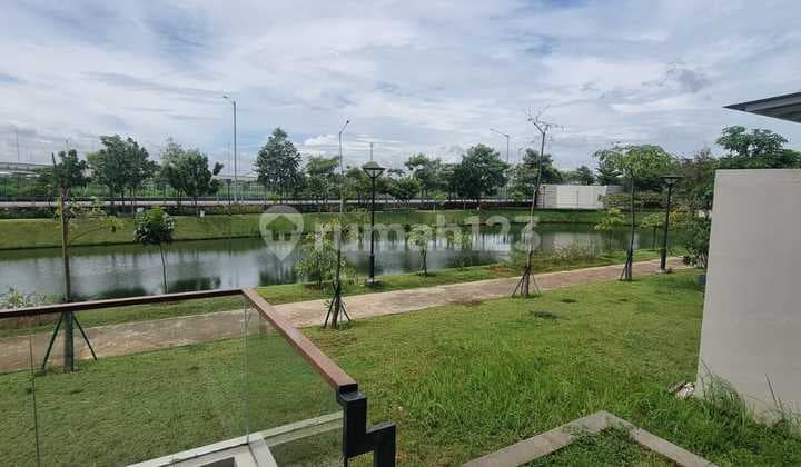 Dijual Rumah di Pik 2 Cluster Springville, Uk.10x25m2, Hadap Danau, Harga : 11,8M Nego