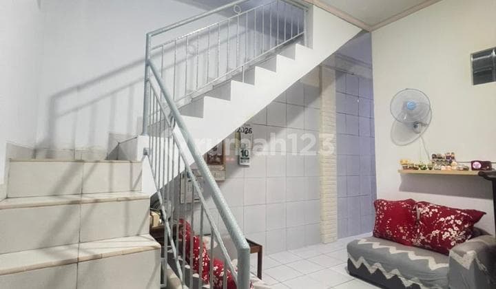Dijual Murah Rumah Rapi Siap Huni di Keadilan Jakarta Barat