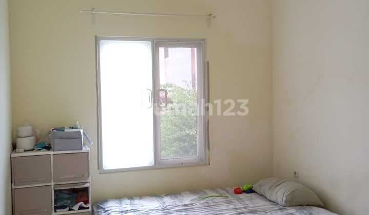 Dijual Rumah Siap Huni di Taman Modern Jakarta Timur