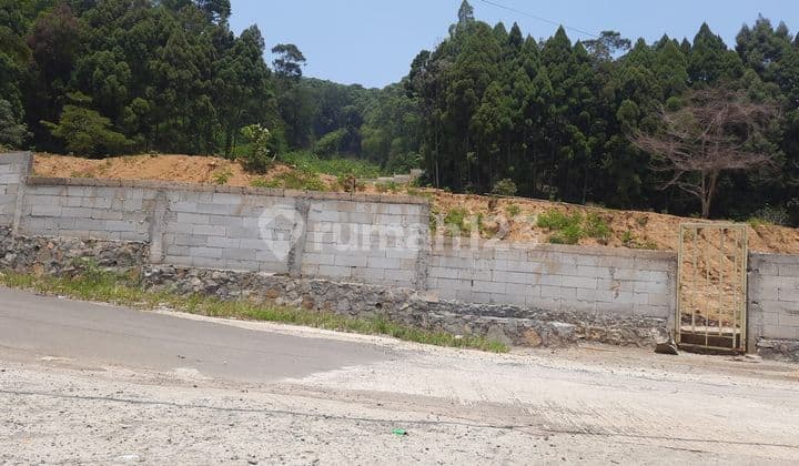 Tanah di gunung geulis dekat bukit pelangi