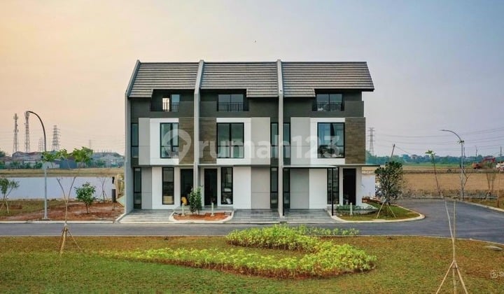 Rumah Premium 3lt Attic New Chelia SCG Summarecon Crown Gading