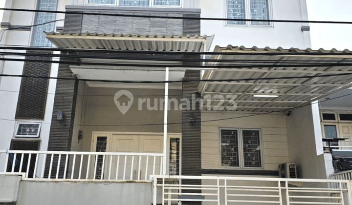 3-story house 8x15 120m Type 4BR Kelapa Gading North Jakarta