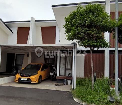 Rumah Bagus Baru Renov di Podomoro Park Bandung