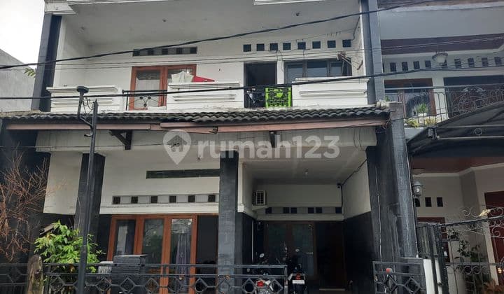 Rumah 4 Kamar Tidur Di Sayap Buah Batu Bandung