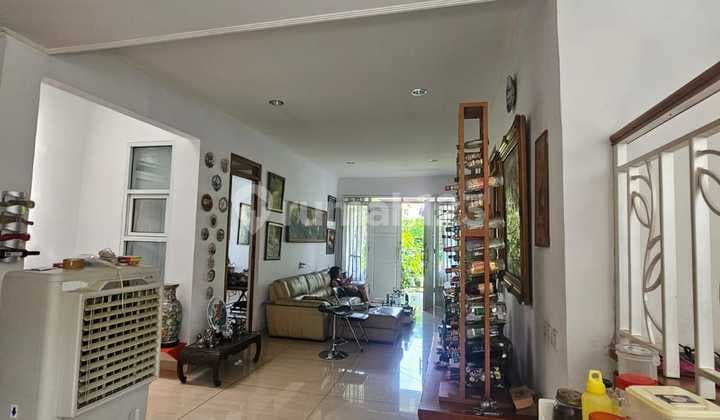 Rumah Modern Tropis Murah Di Komplek Sidomukti