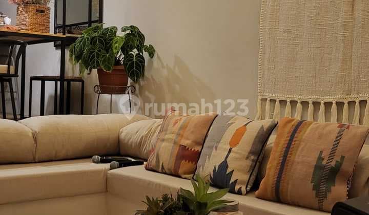 Rumah Nuansa Ethnic di Taman Kopo Indah 3