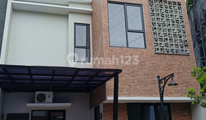 Rumah Cluster Cantik Area Bintaro Sektor 3 Dekat Bintaro Plaza
