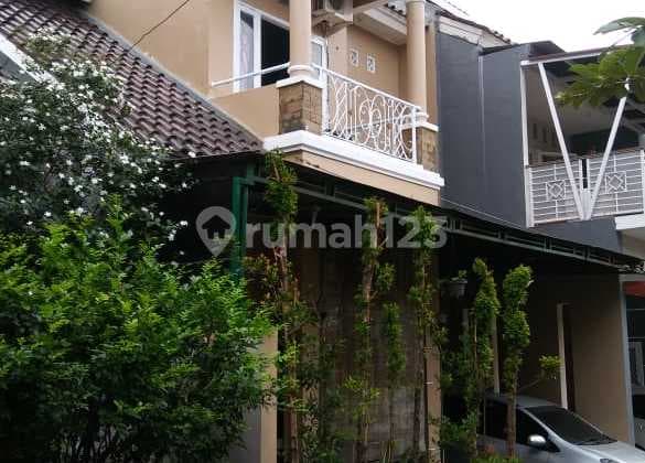 Rumah Cantik Siap Huni Dalam Komplek Sekitar Arinda