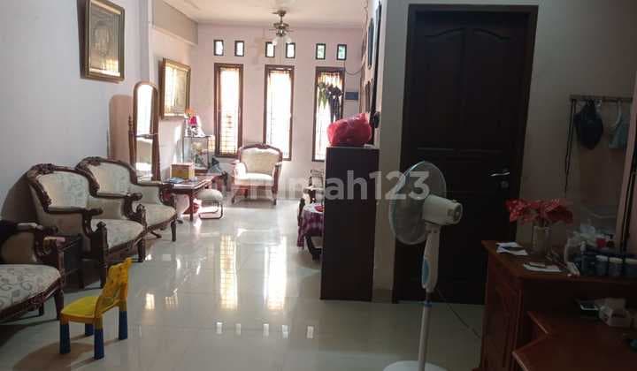 Rumah vila bintaro Indah sektor 9 dekat station sudimara