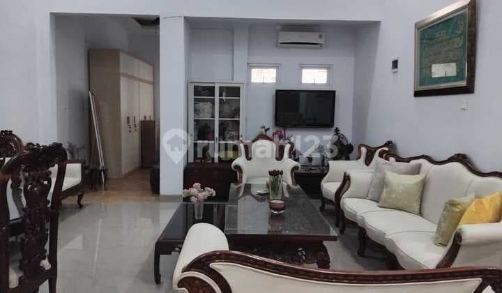 Rumah Siap Huni Dekat Pasar Segar Graha Raya Bintaro
