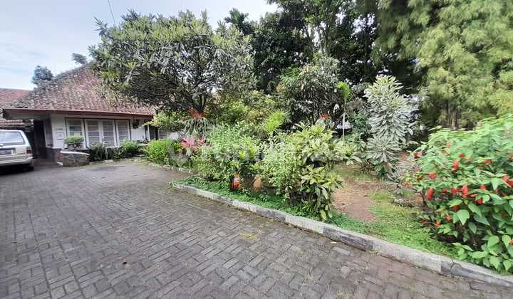 Rumah kavling jln re martadinata bandung luas tanah 1066 m2