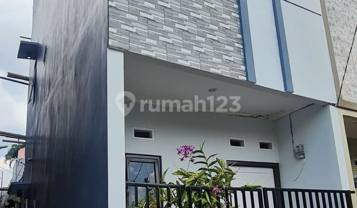 Rumah 2 lantai termurah di Johar Baru