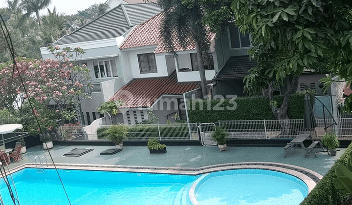 Sewa Rumah Fully Furnished Taman Botanik Cilandak